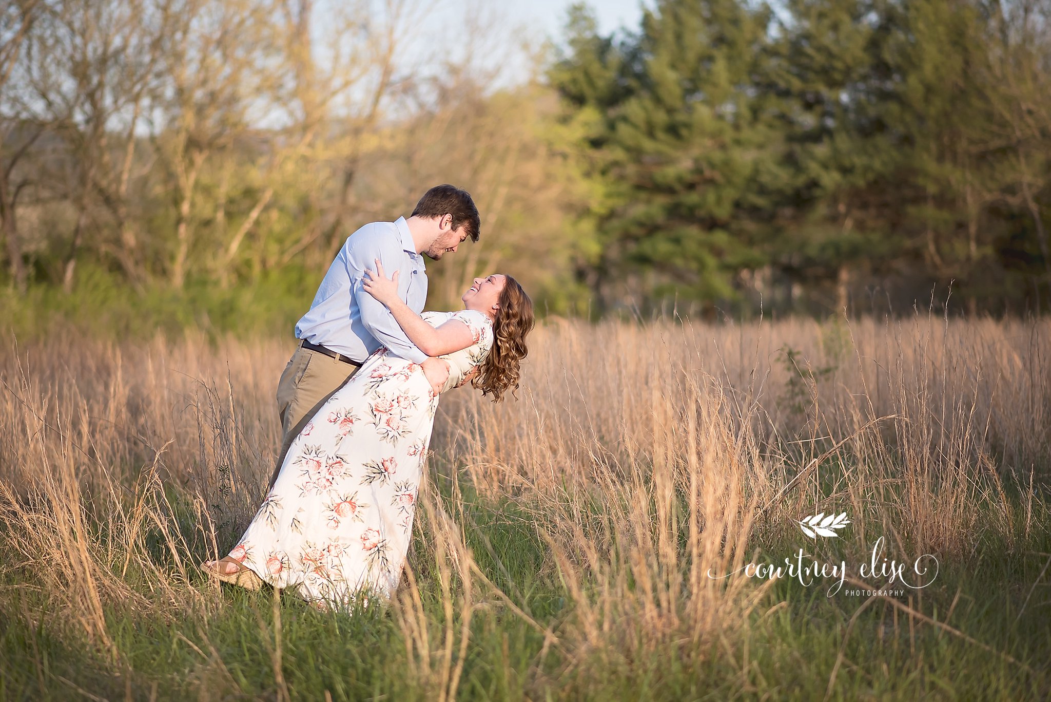 engagement photographer pigeon forge tn