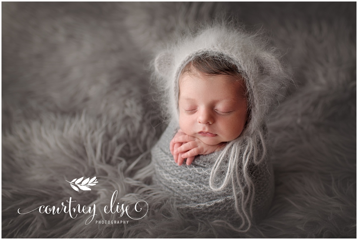 newborn photographer kennesaw ga