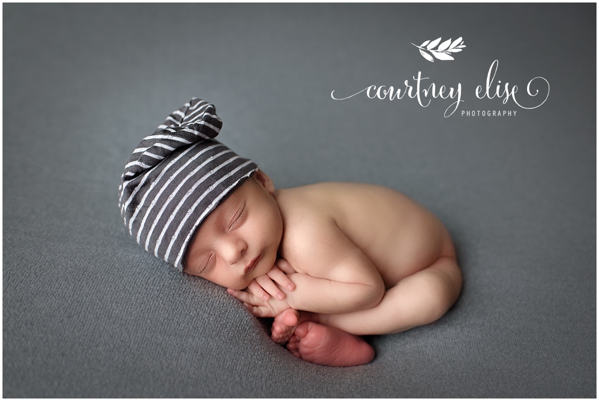 newborn photographer kennesaw ga