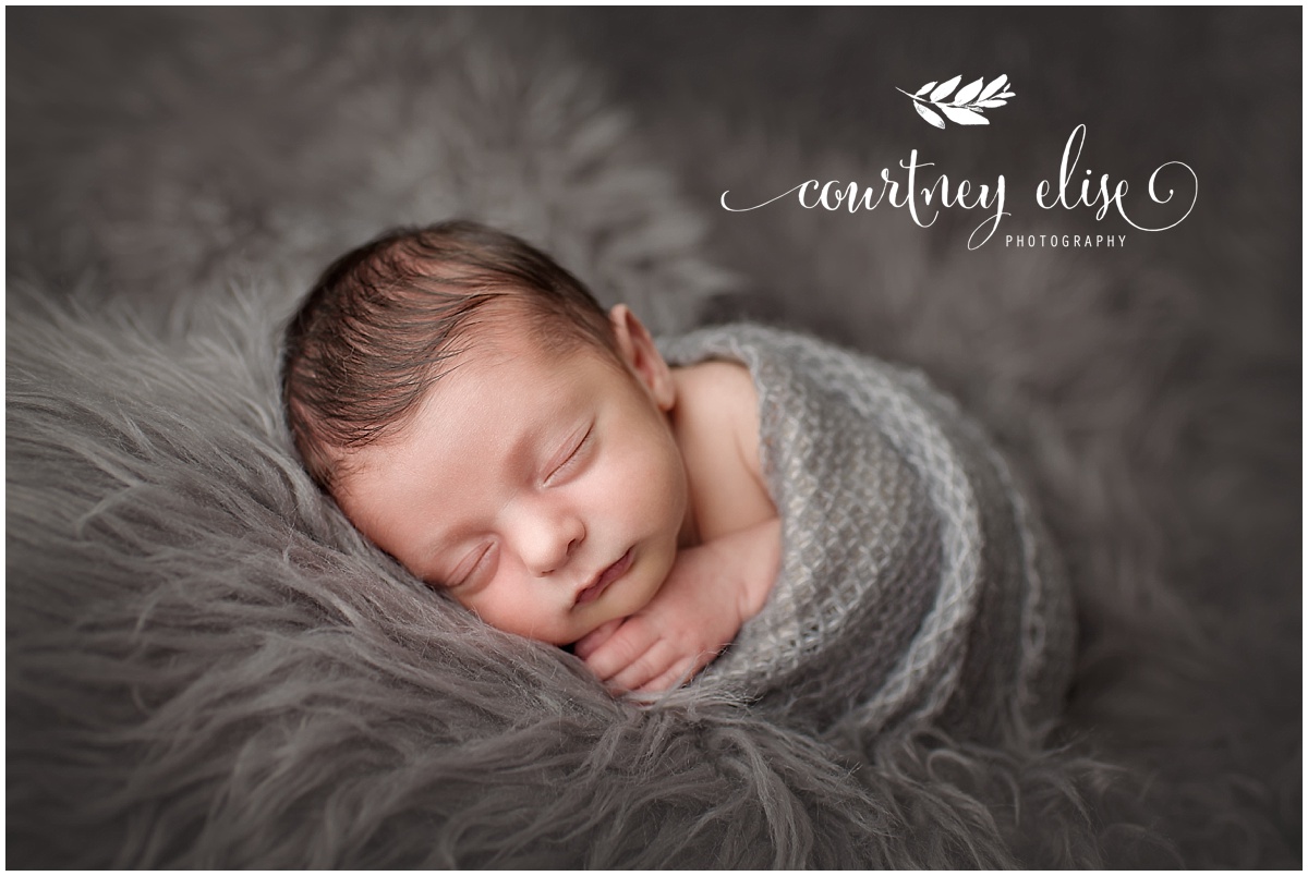 newborn photographer kennesaw ga