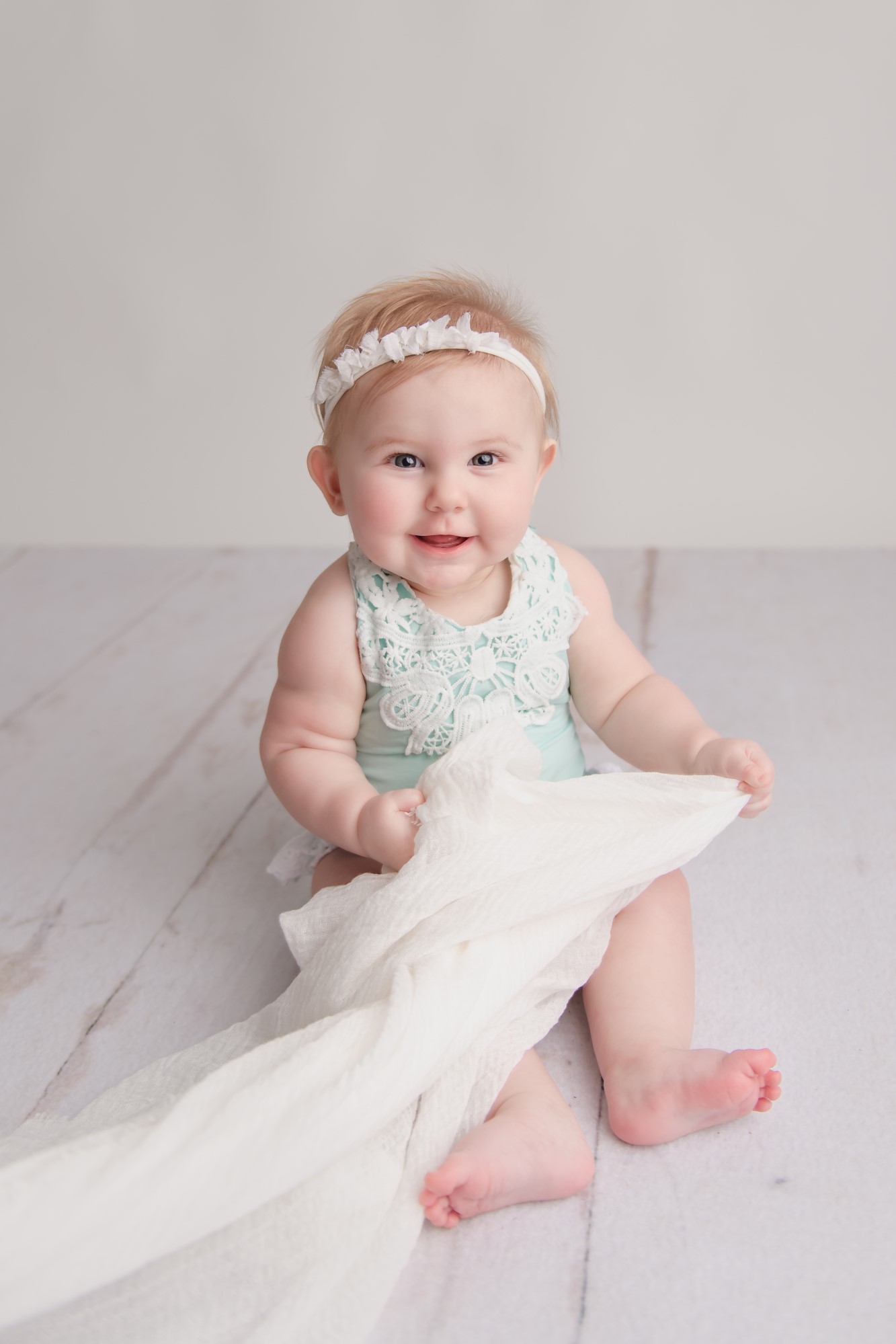 professional baby photographer in holly springs ga - courtney elise photography