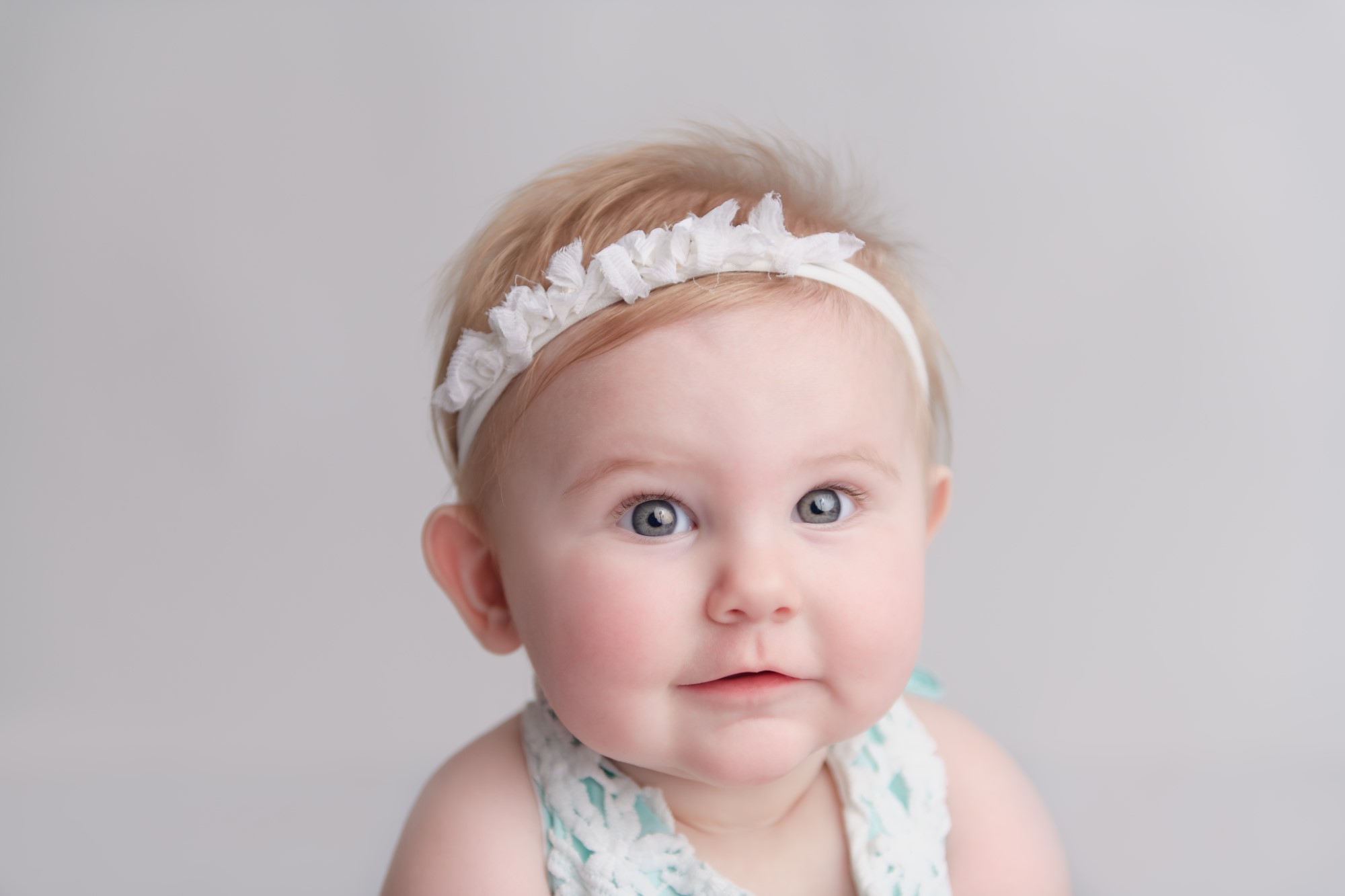 professional baby photographer in holly springs ga - courtney elise photography