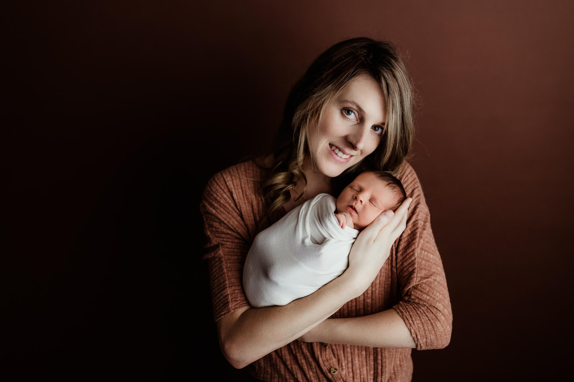 best newborn photographer near me