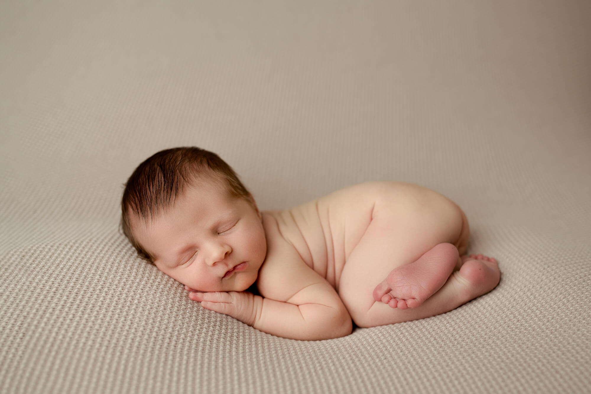 best newborn photographer near me