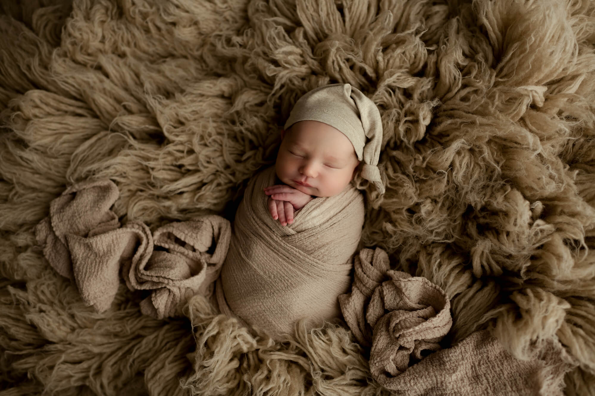 The Cardinals Newest Fan {Brownsburg Newborn Photographer